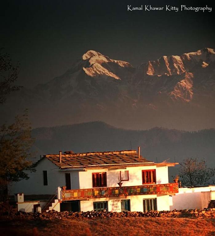 Ram Singh Mehra Guest House Almora Dış mekan fotoğraf